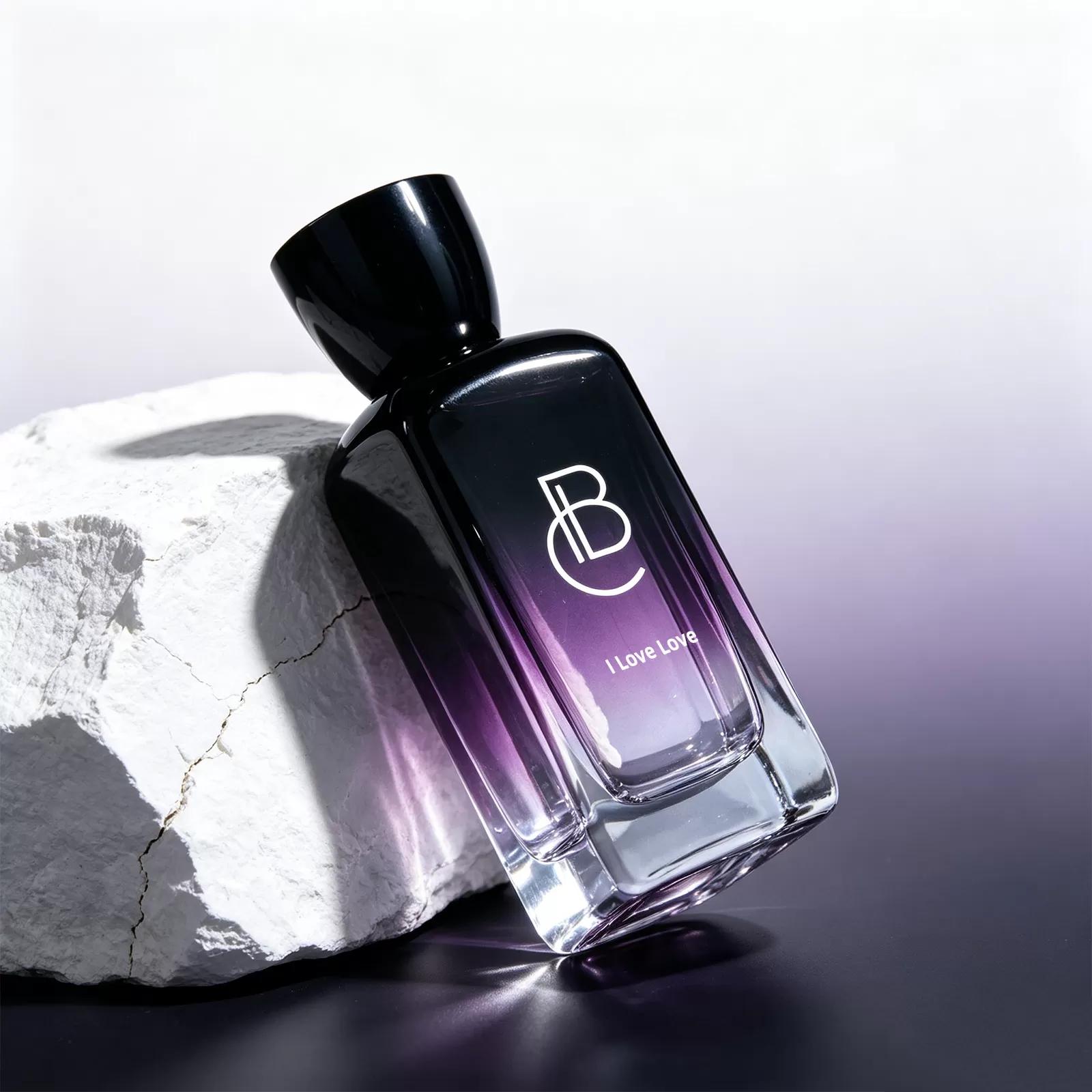 Premium Aromatic Woody HORIZON SEEKER EDP for Men  Bespoke Fragrance Supplier with Full Custom Solutions
